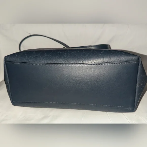 Coach Gallery Navy Perforted Leather Tote with Gold Accents.1499 - Picture 6 of 13